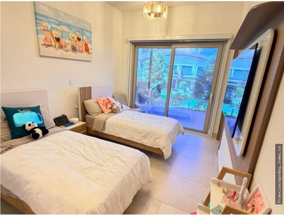 Apartamento en Venta en Playa Escondida
