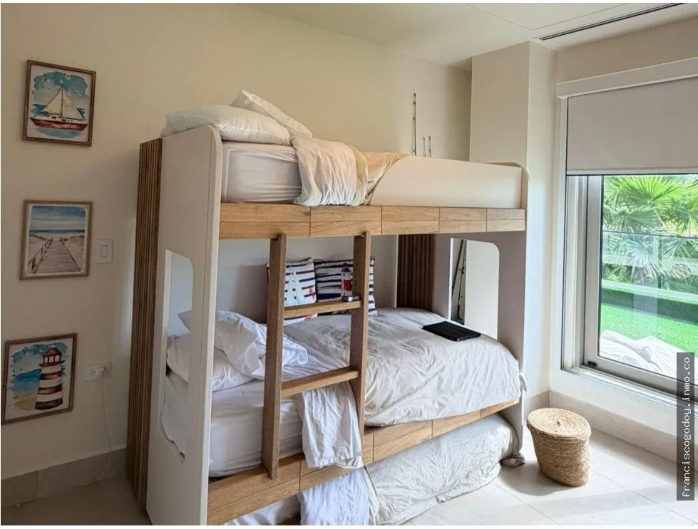 Apartamento en Venta en Playa Escondida