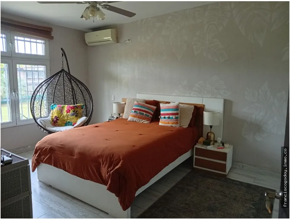 House for Sale in Las Cumbres