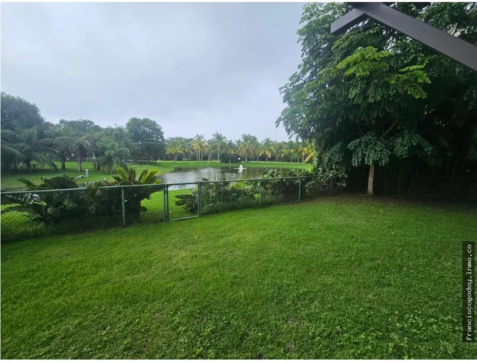 Beachfront Apartment for Sale in Buenaventura