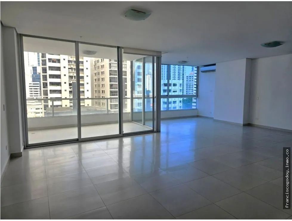 Apartment for Sale in Marbella