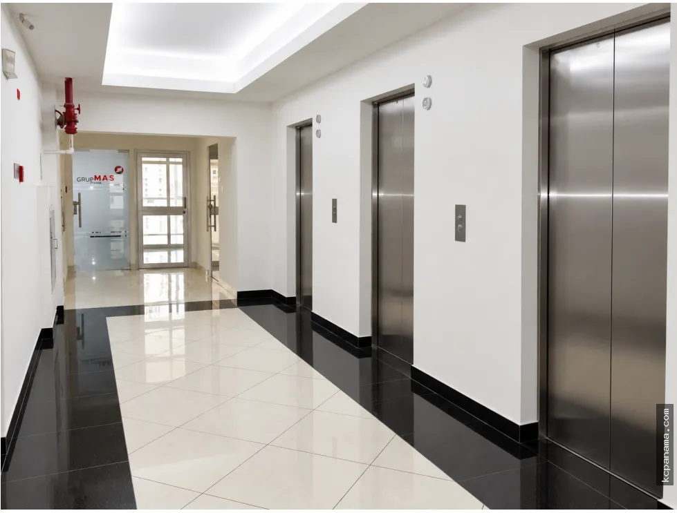 Office for Sale in Marbella | Torre Obarrio 60, 58 m²
