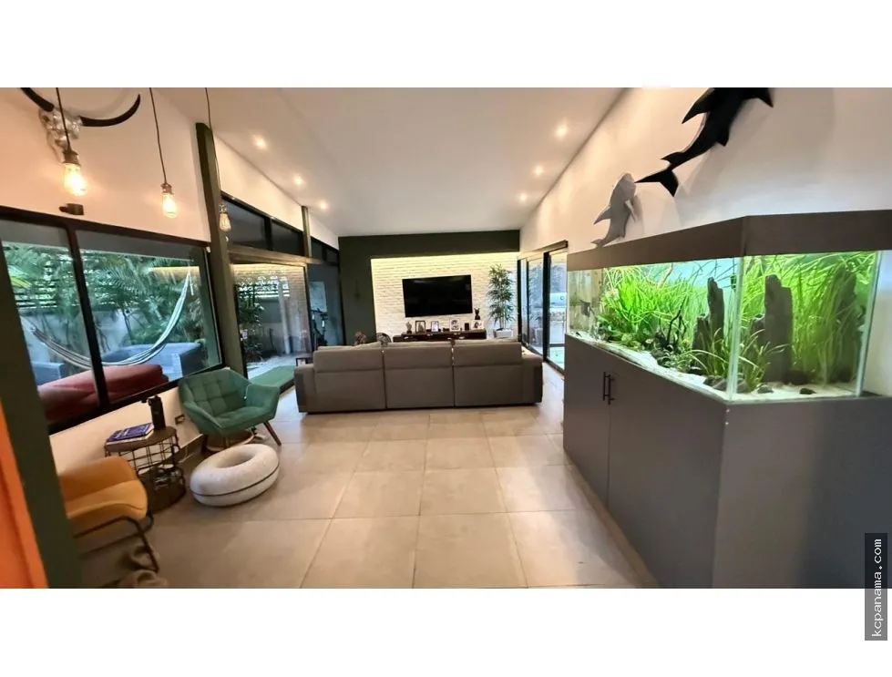 House for Sale in Coco del Mar | Remodeled and Furnished