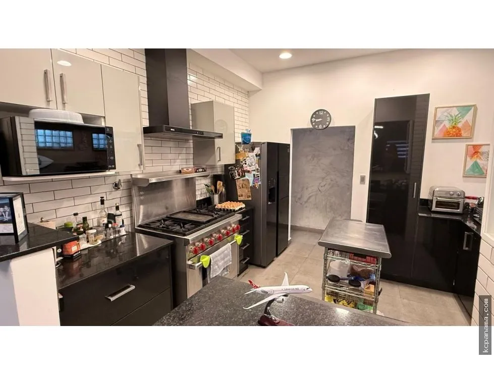 House for Sale in Coco del Mar | Remodeled and Furnished