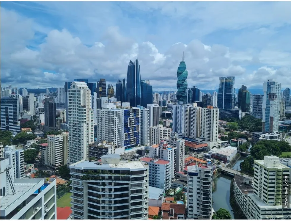 FOR SALE APARTMENT GRANDBAY TOWER AVE BALBOA