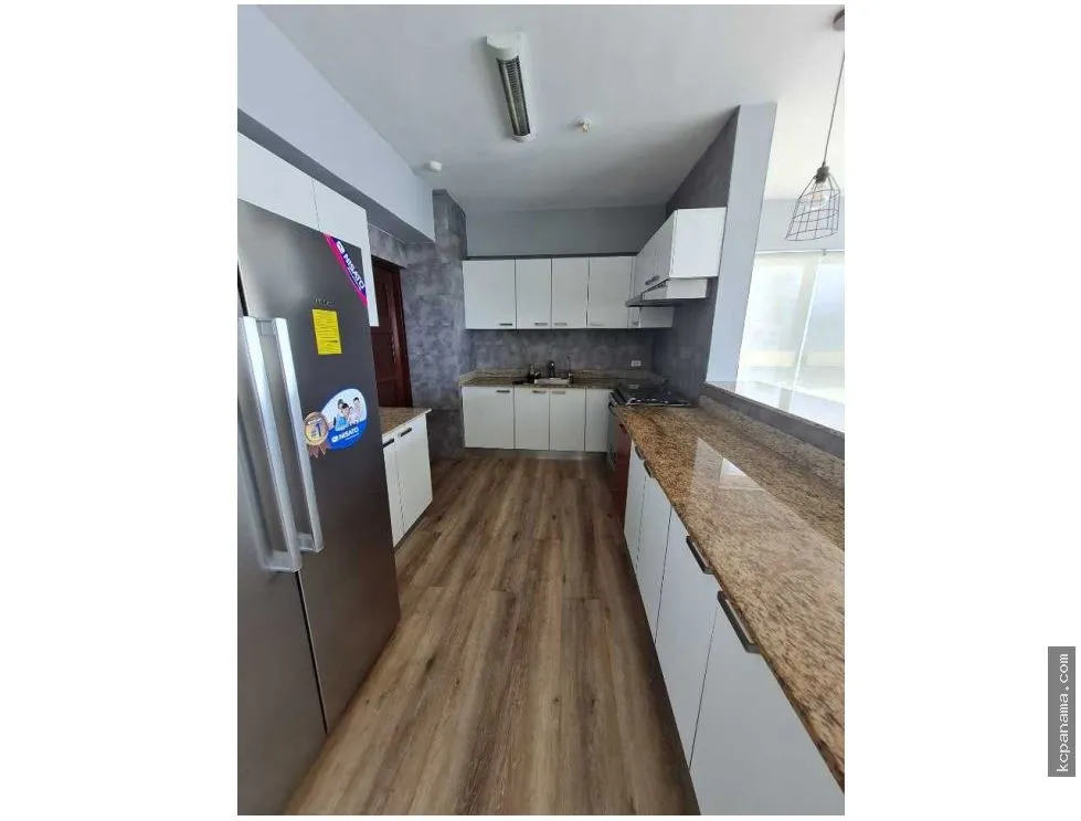 FOR SALE APARTMENT GRANDBAY TOWER AVE BALBOA