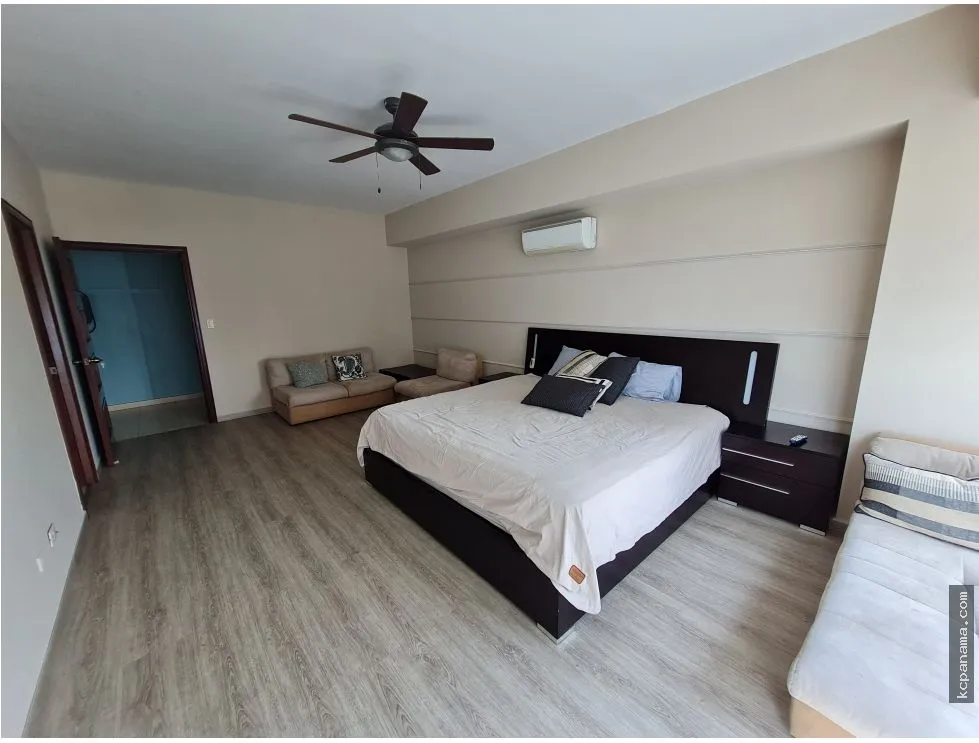 FOR SALE APARTMENT GRANDBAY TOWER AVE BALBOA