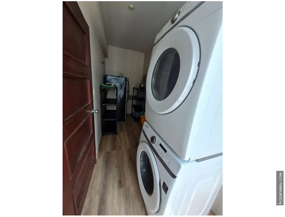 FOR SALE APARTMENT GRANDBAY TOWER AVE BALBOA