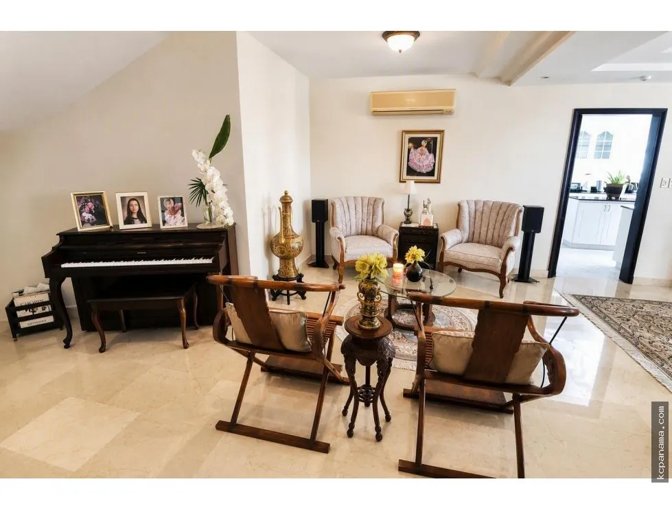 Penthouse for Sale in San Francisco | Plaza Real, 300 m²