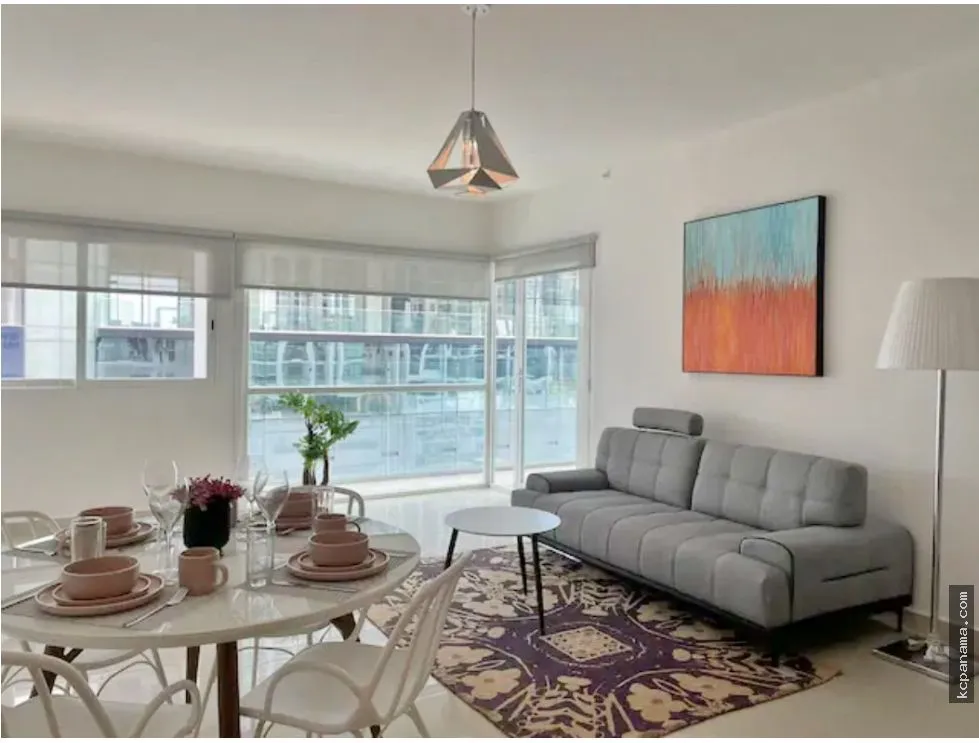 SE ALQUILA APARTAMENTO EN PH GV43 AVENIDA BALBOA