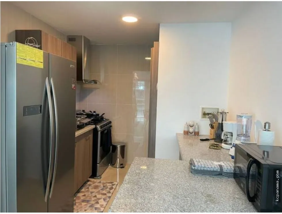 SE ALQUILA APARTAMENTO EN PH GV43 AVENIDA BALBOA