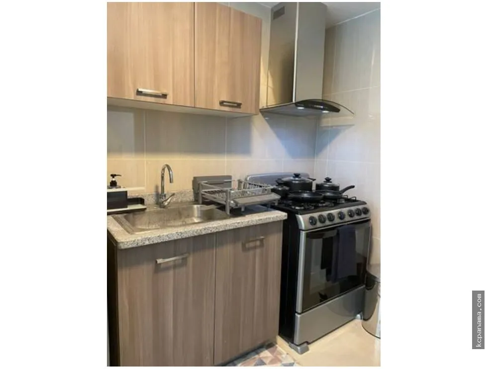 SE ALQUILA APARTAMENTO EN PH GV43 AVENIDA BALBOA
