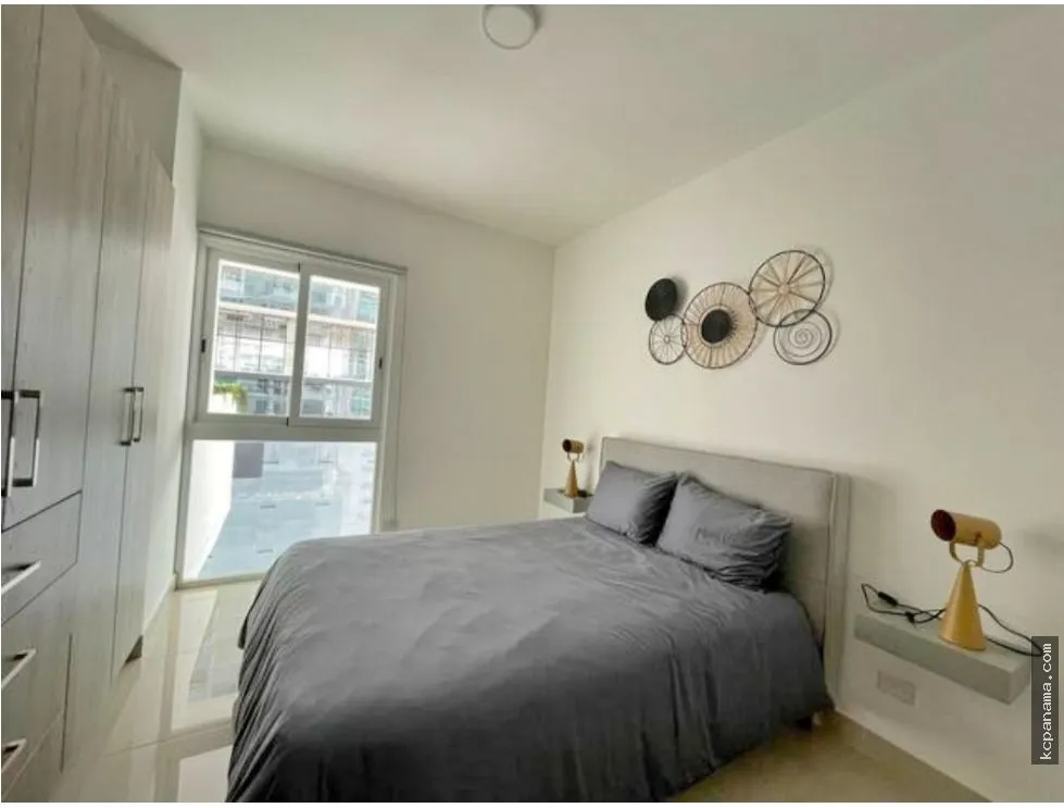 SE ALQUILA APARTAMENTO EN PH GV43 AVENIDA BALBOA