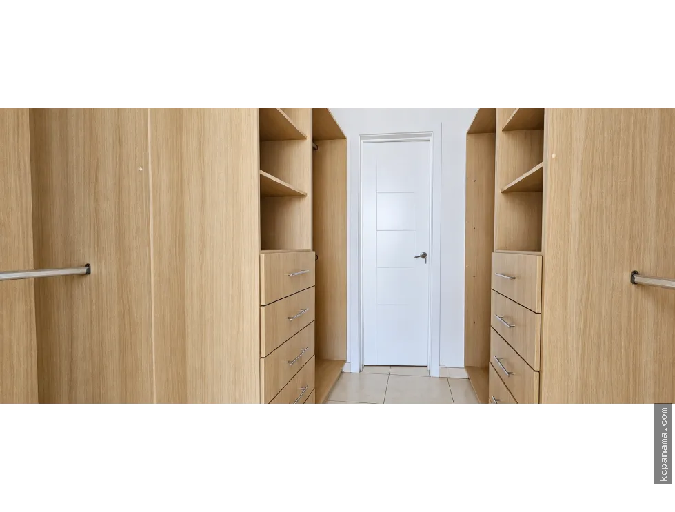 Apartamento en alquiler en Avenida Balboa | Waters, 271 m²