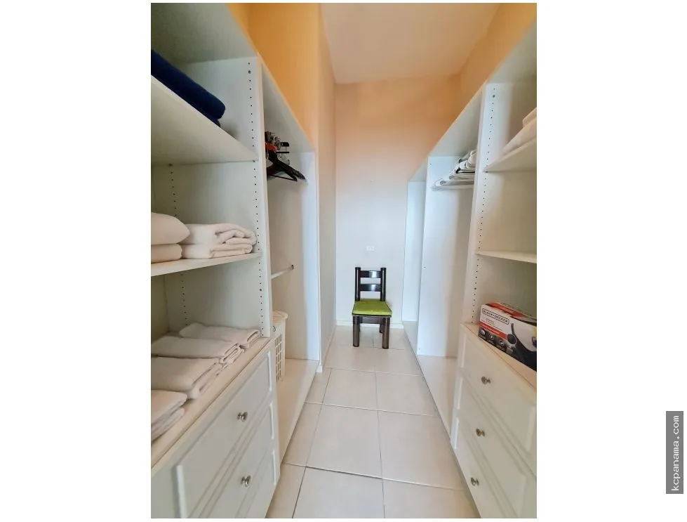CLIENTES DIRECTOS SE ALQUILA APARTAMENTO EN  AVENIDA BALBOA