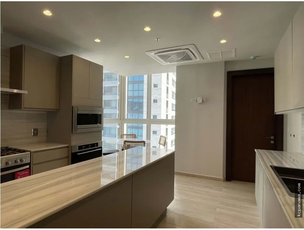SE ALQUILA APARTAMENTO DE LUJO THE TOWERS PAITILLA