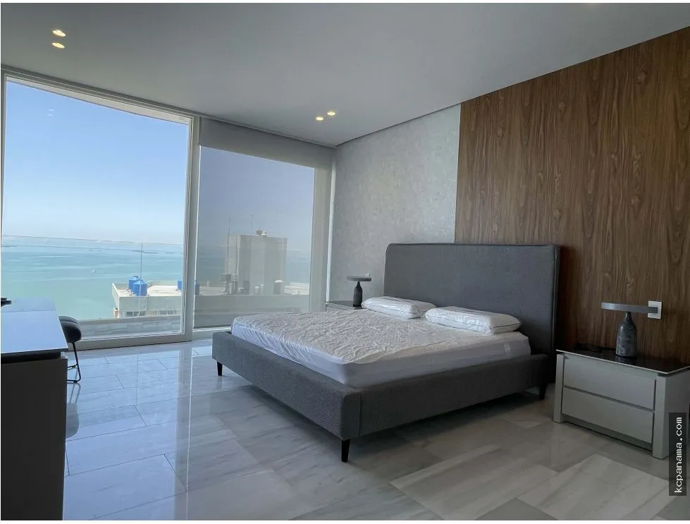 SE ALQUILA APARTAMENTO DE LUJO THE TOWERS PAITILLA