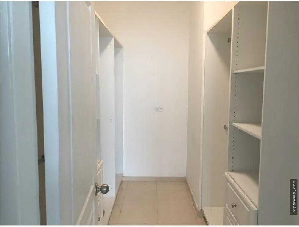 SE VENDE APARTAMENTO EN PH VISTA DEL MAR AVENIDA BALBOA