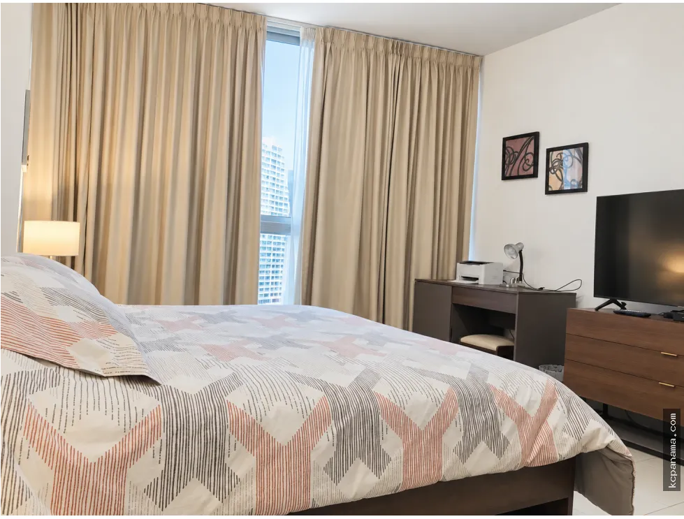 Apartamento en alquiler en Avenida Balboa | Grandbay Tower, 102 m²