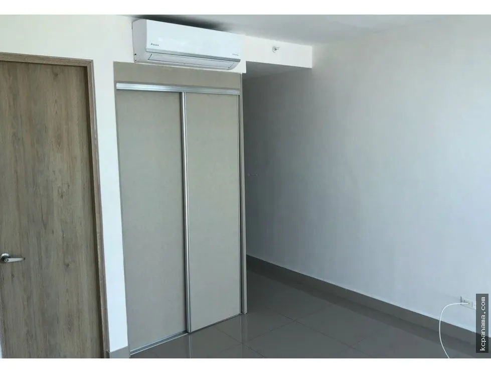 квартира в El Cangrejo на продажу
