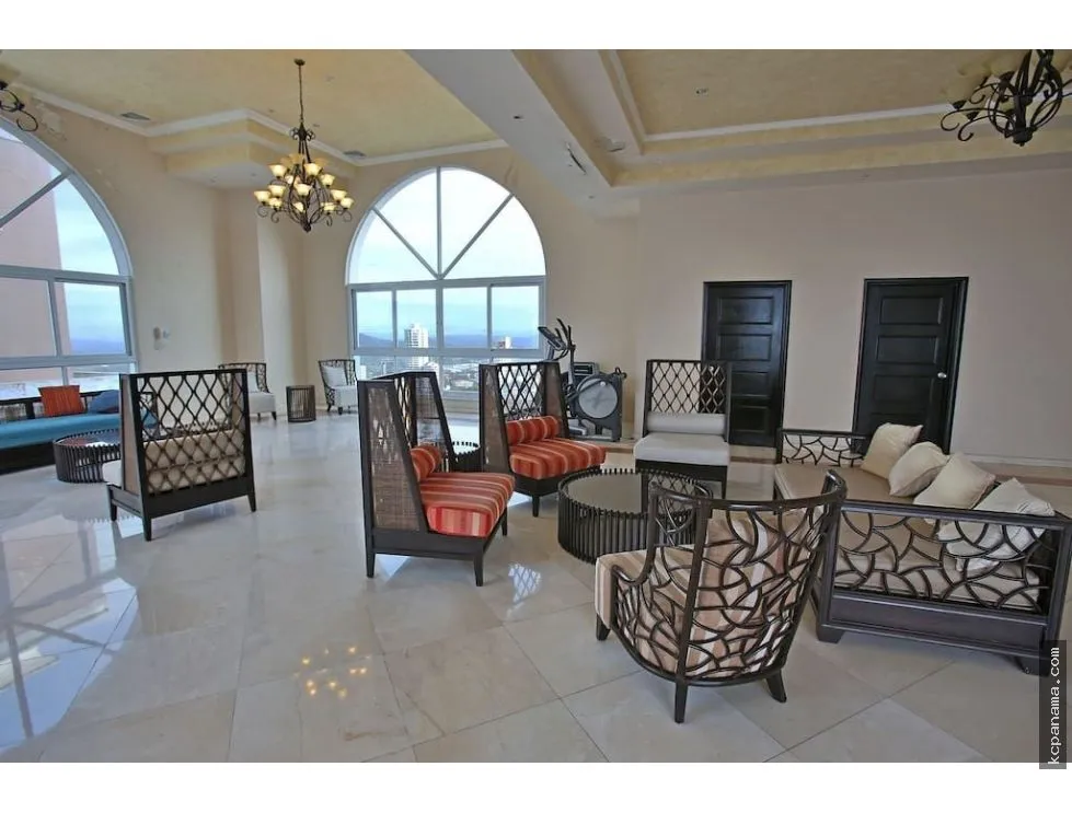 ELEGANT APARTMENT FOR RENT IN PH VISTA DEL MAR AVENIDA BALBOA