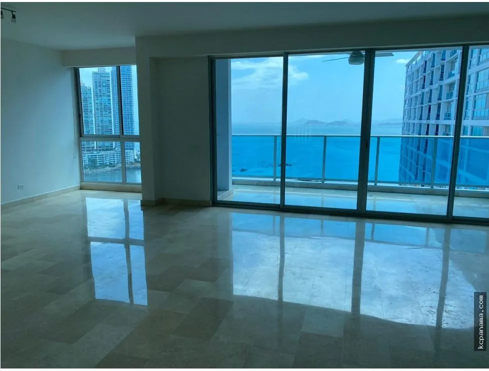 SPACIOUS APARTMENT FOR RENT IN PH MAR ABIERTO AVENIDA BALBOA
