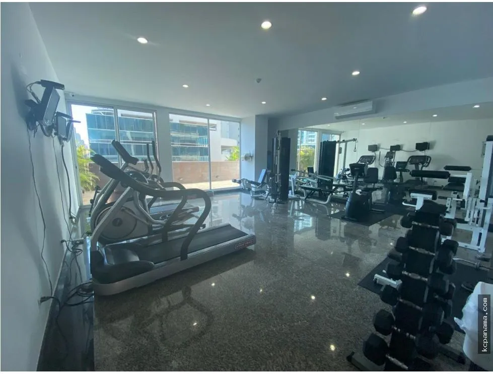 SPACIOUS APARTMENT FOR RENT IN PH MAR ABIERTO AVENIDA BALBOA