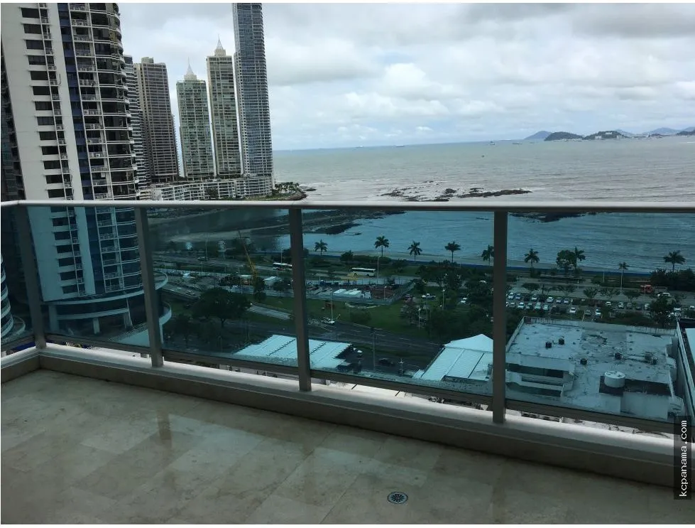 SPACIOUS APARTMENT FOR RENT IN PH MAR ABIERTO AVENIDA BALBOA