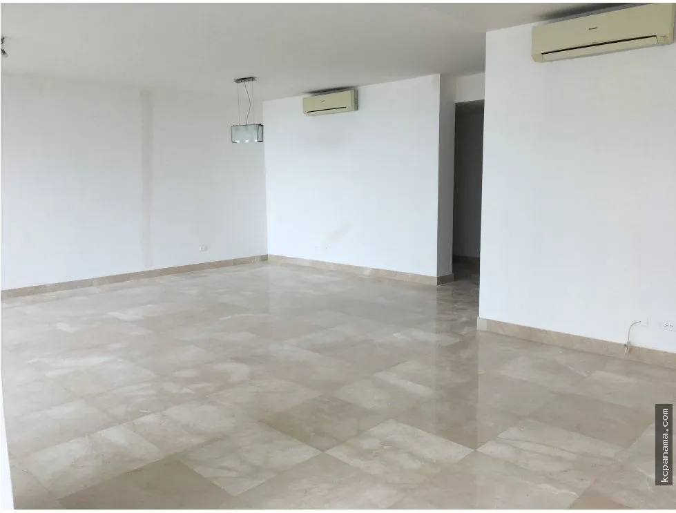 SPACIOUS APARTMENT FOR RENT IN PH MAR ABIERTO AVENIDA BALBOA