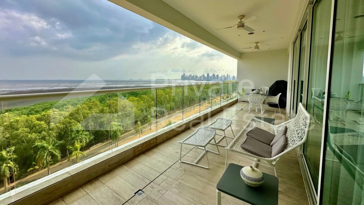Sale of Apartment in Costa del Este, PH Marea I