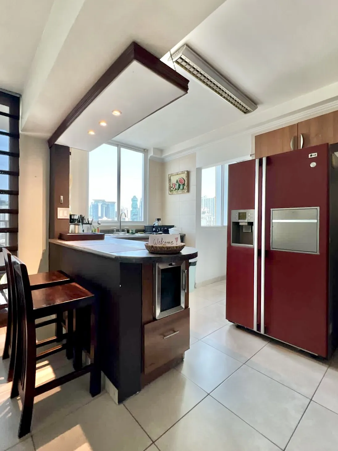 Apartamento de 2 Recámaras + Estudio en El Cangrejo