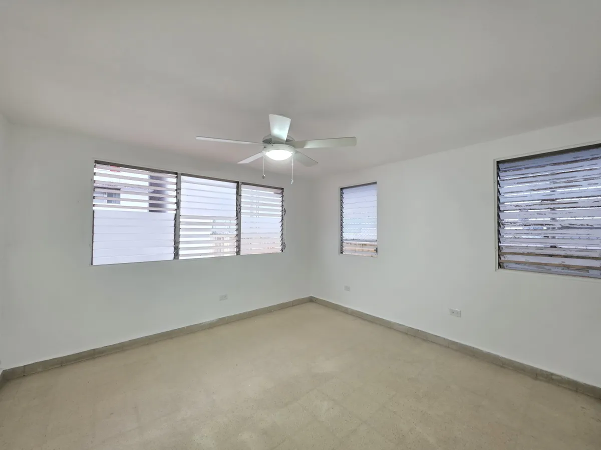 Venta de apartamento en PH Azucenas, El Cangrejo