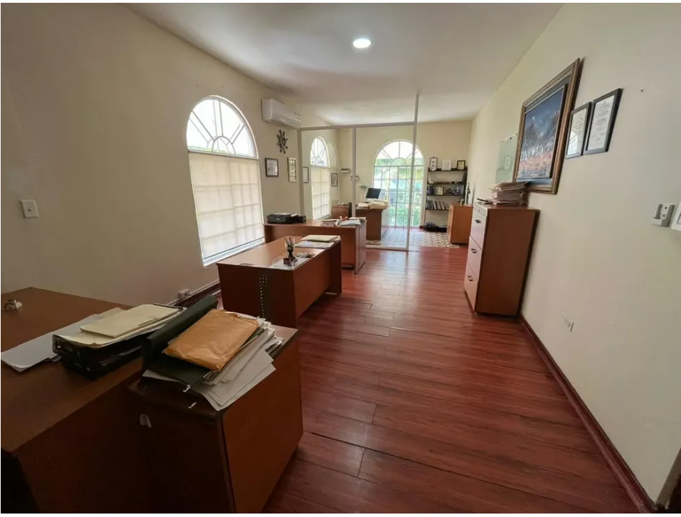 Venta de casa de 2 niveles en Diablo, Ancón. MY
