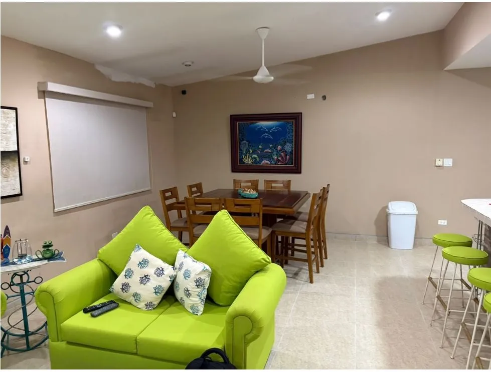 Venta de casa en Las Lajas, Chame. MY