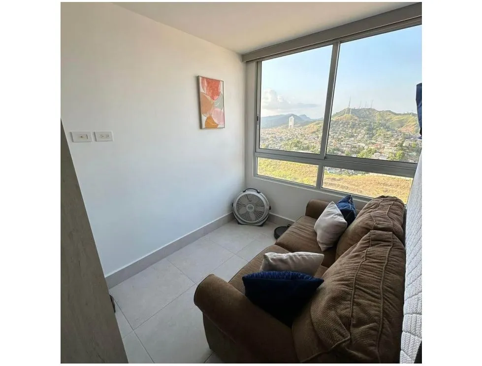 Alquiler de apartamento en PH Greenwood Tower, Tumba Muerto. MY