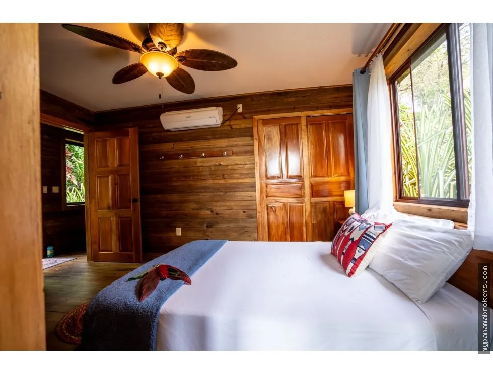 Se Vende Casa en Bocas del Toro, Panamá