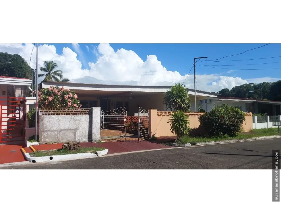 Se Vende Casa en Sabanitas, Colón