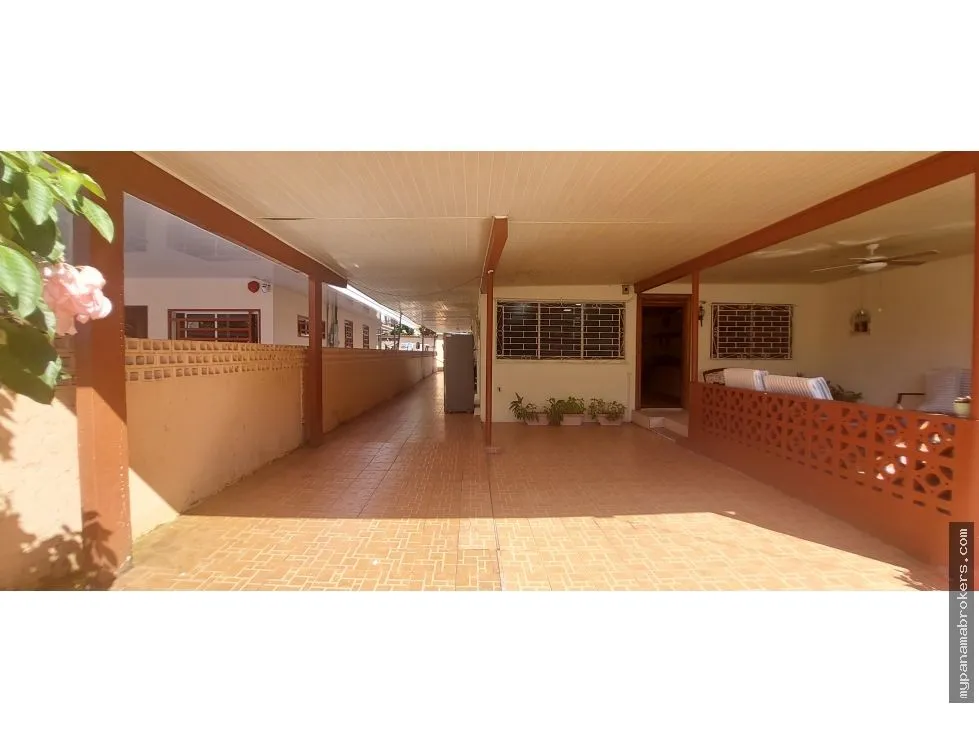 Se Vende Casa en Sabanitas, Colón