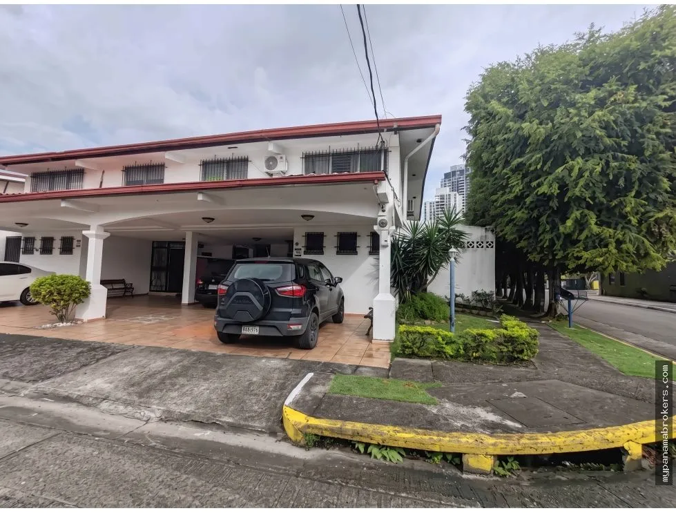 Casa en venta en la Loma