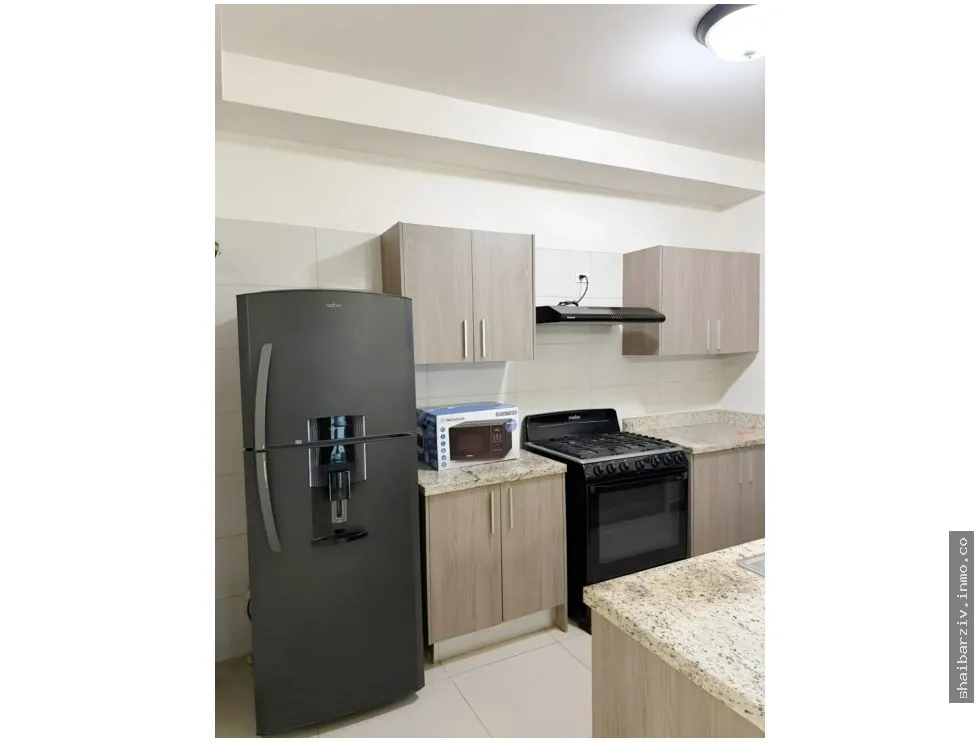 Appartement à Via Espana à louer