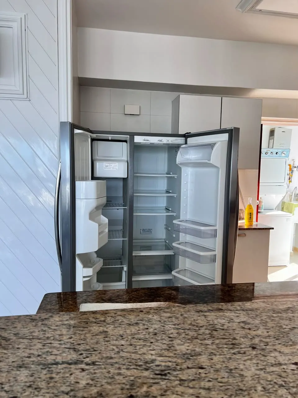 For Sale on Avenida Balboa with an Ocean View – $2,000 per m²