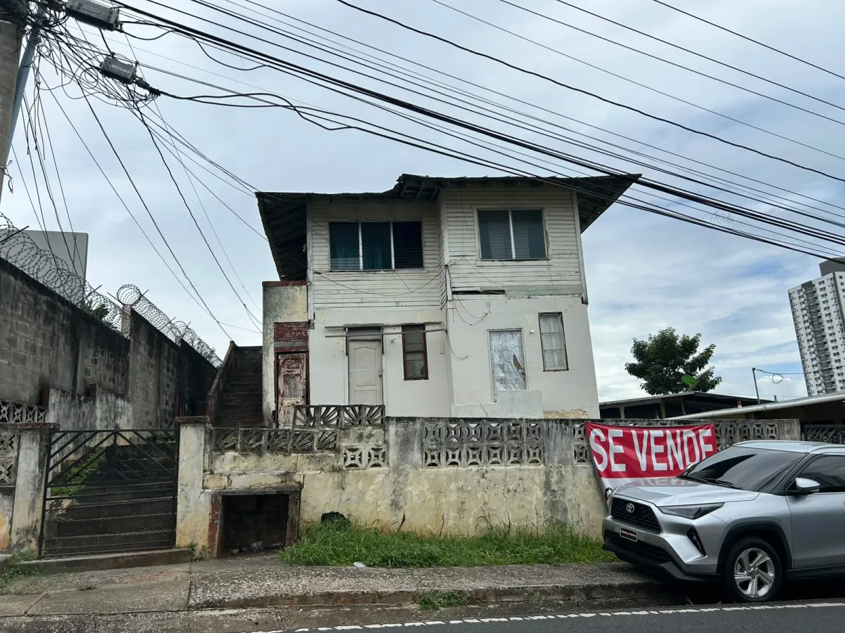 LAND FOR SALE IN RÍO ABAJO, ZONING 1R4/R4