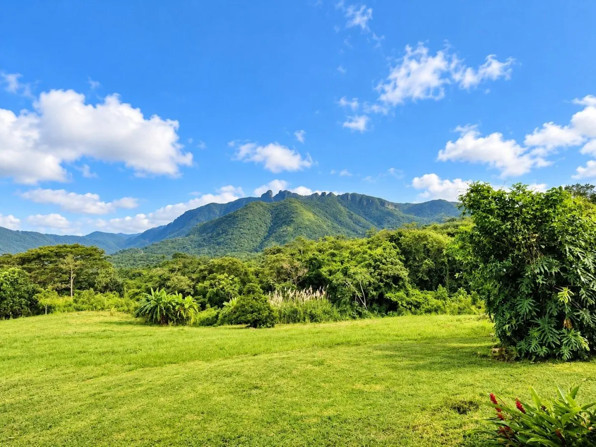 Espectacular Casa de Montaña | Piscina Climatizada y 15,269 m² en La Laguna