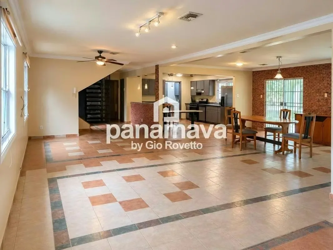 Rental House Clayton