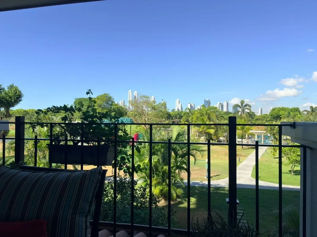 Venta de apartamento en The Reserve Santa María listo para ocupar