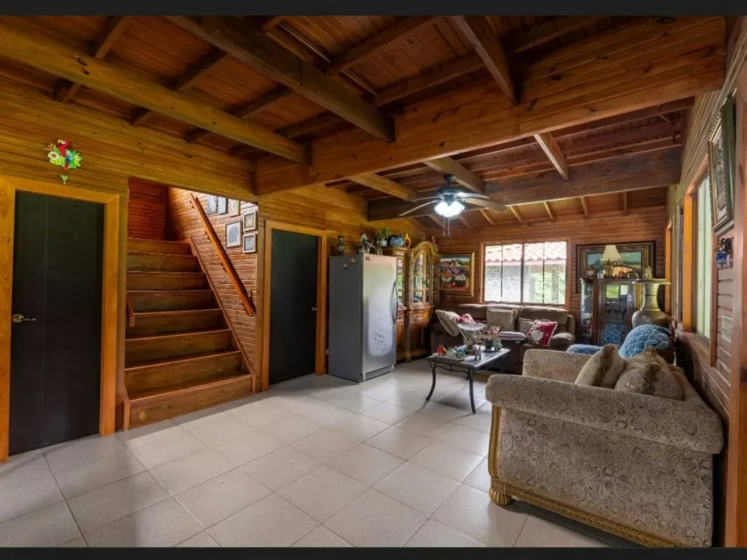 RANCH-STYLE HOUSE FOR SALE IN ANTON VALLEY, COCLÉ
