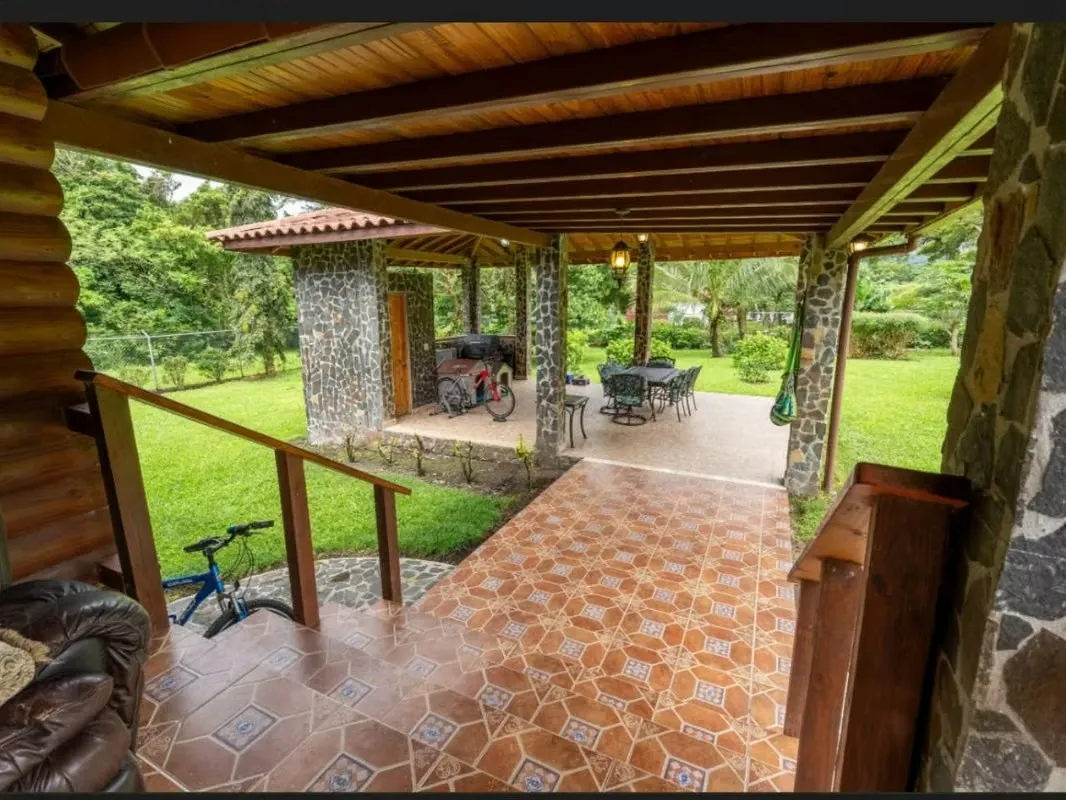 RANCH-STYLE HOUSE FOR SALE IN ANTON VALLEY, COCLÉ