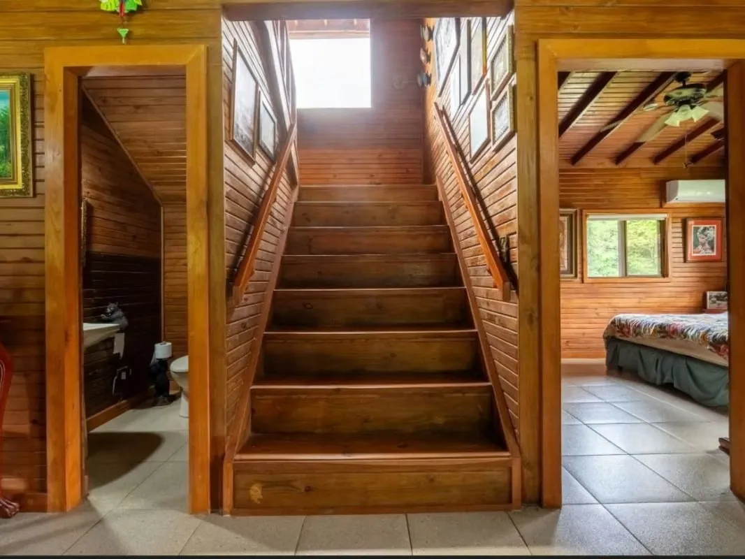 RANCH-STYLE HOUSE FOR SALE IN ANTON VALLEY, COCLÉ