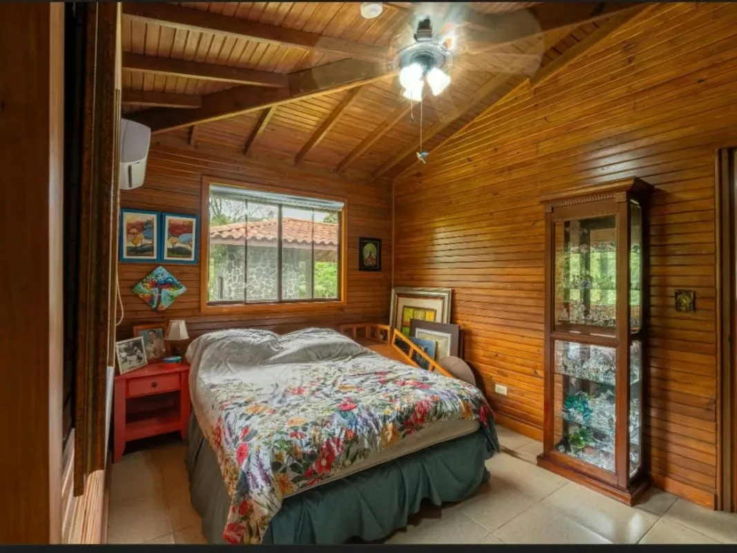 RANCH-STYLE HOUSE FOR SALE IN ANTON VALLEY, COCLÉ