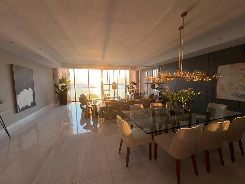 Venta de Apartamento Lujoso Amoblado en Punta Pacífica